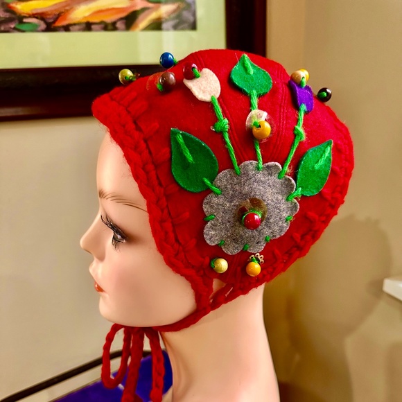 Vintage 40s Woman’s Red Wool HandmadeTyrolean Style Snow Bonnet / Winter Hat - Picture 12 of 15